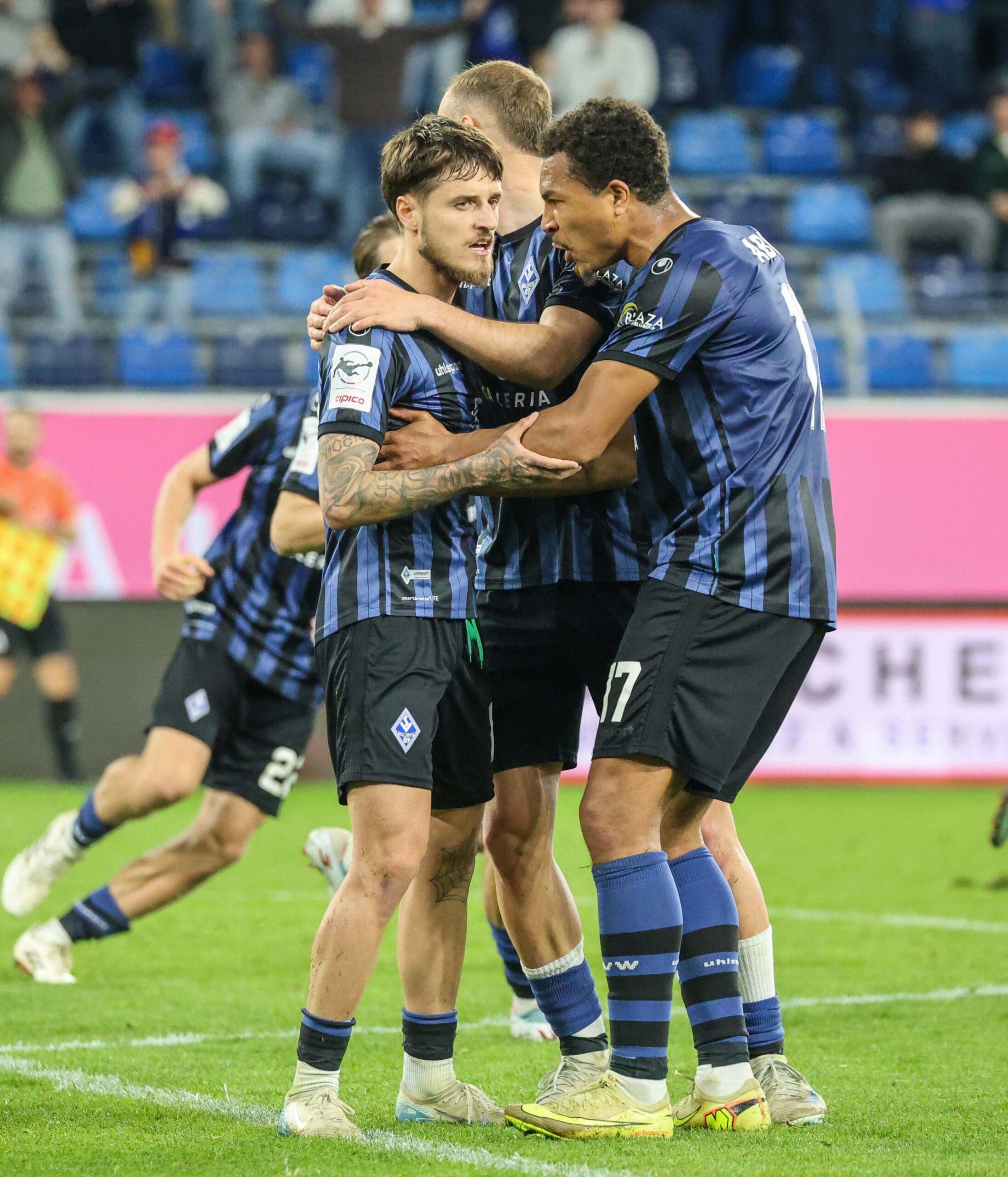 2026-04-07_SVW_FRSF_QZ2A1037-scaled-aspect-ratio-1028-1200