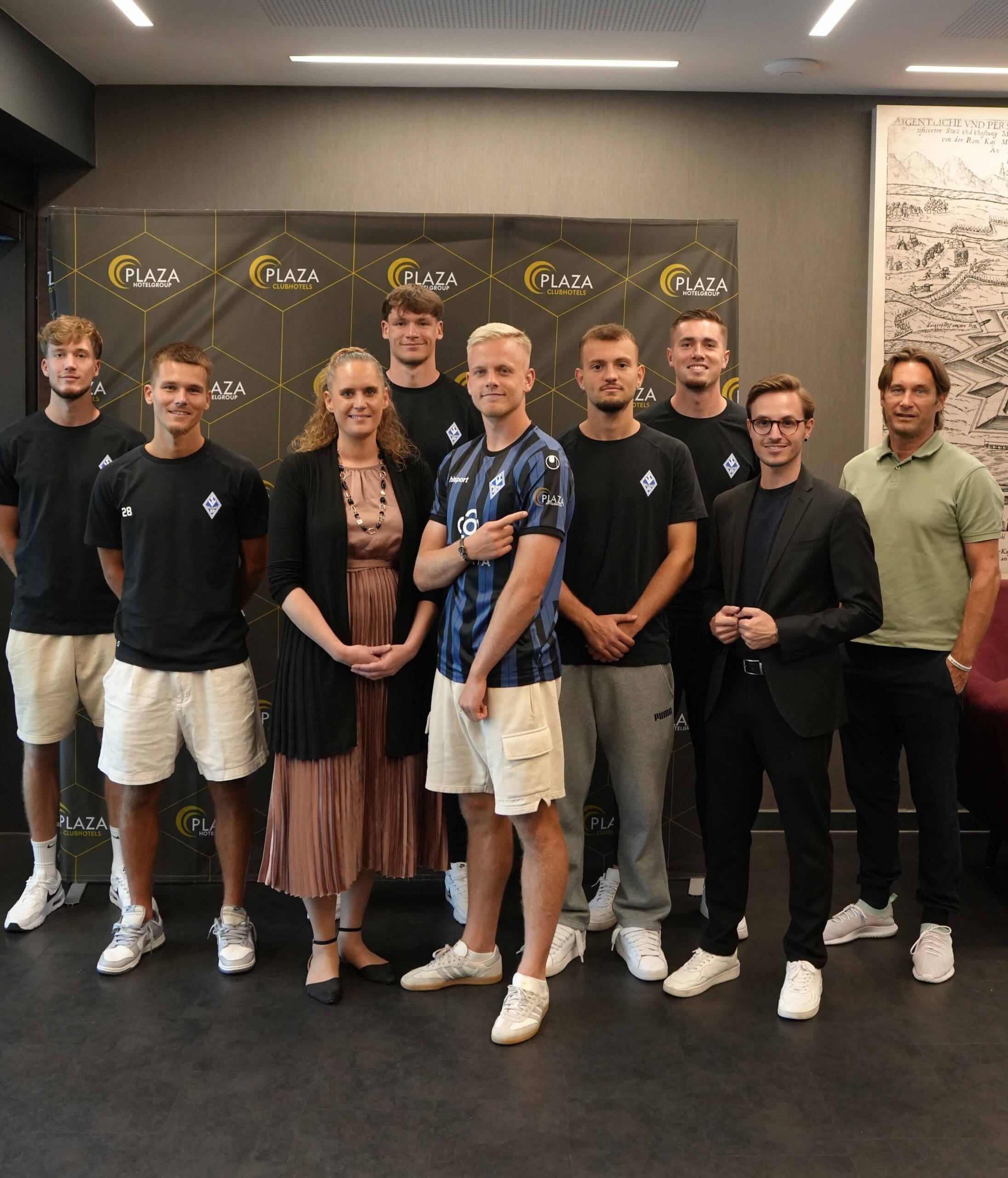 DSC07620-scaled-aspect-ratio-1028-1200