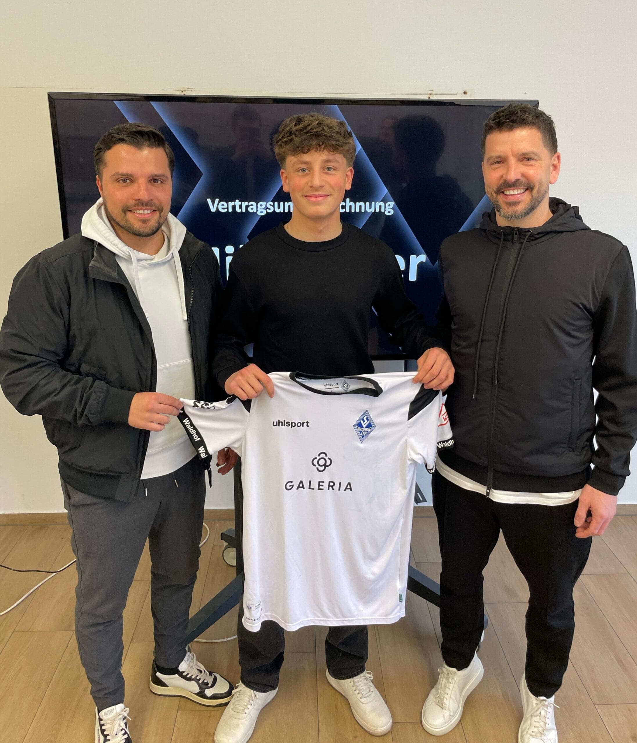 WhatsApp-Image-2025-02-26-at-14.49.20-scaled-aspect-ratio-1028-1200